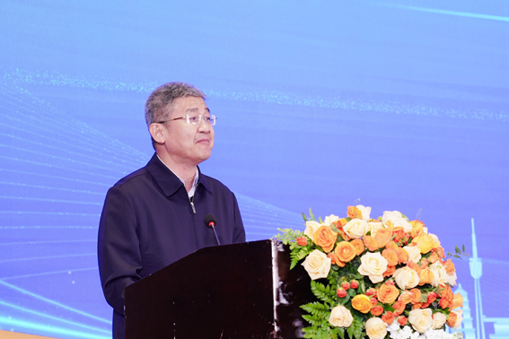 1762867827373712.jpg 3孙早.jpg